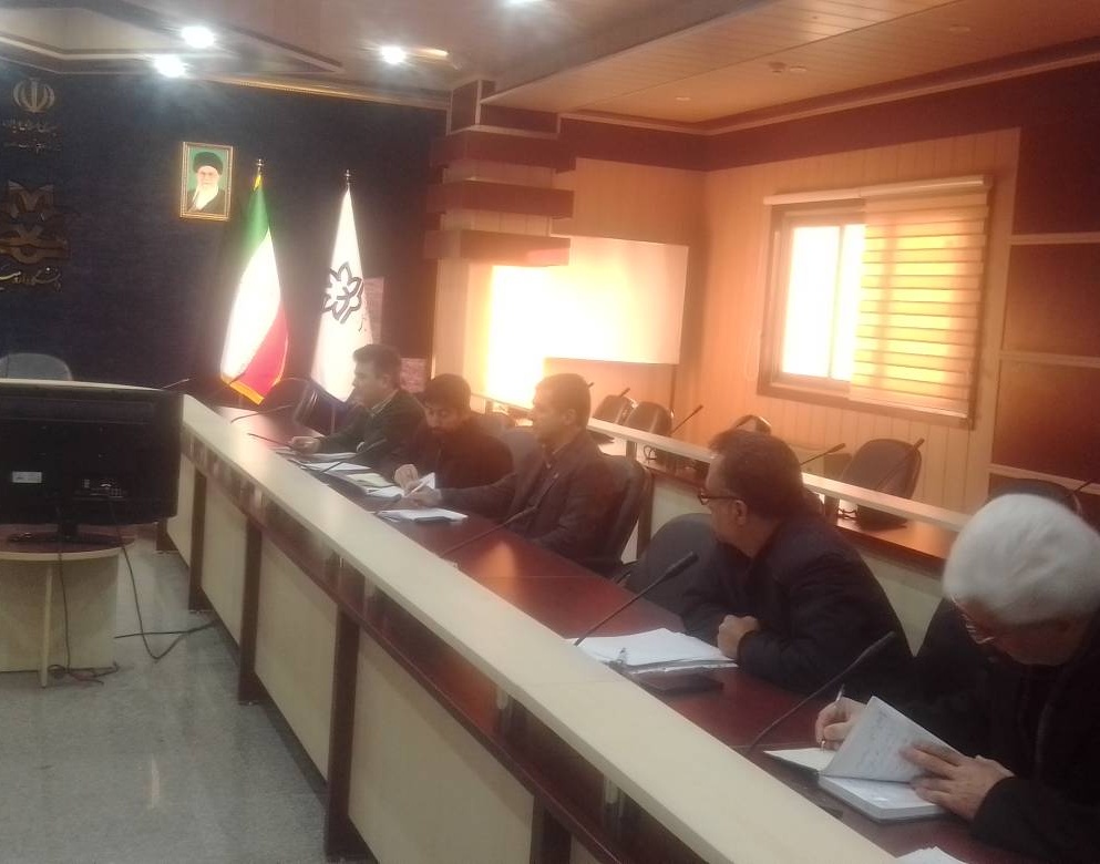 برنامه مدون درآمدزایی دانشگاه مورد تحلیل قرار گرفت