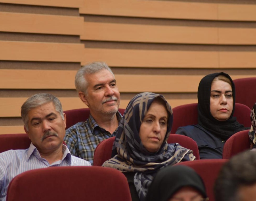 مراسم گرامیداشت روز خانواده و تجلیل و تکریم از بازنشستگان دانشگاه ارومیه برگزار شد