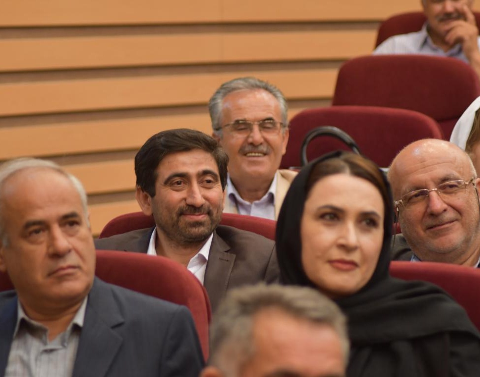 مراسم گرامیداشت روز خانواده و تجلیل و تکریم از بازنشستگان دانشگاه ارومیه برگزار شد