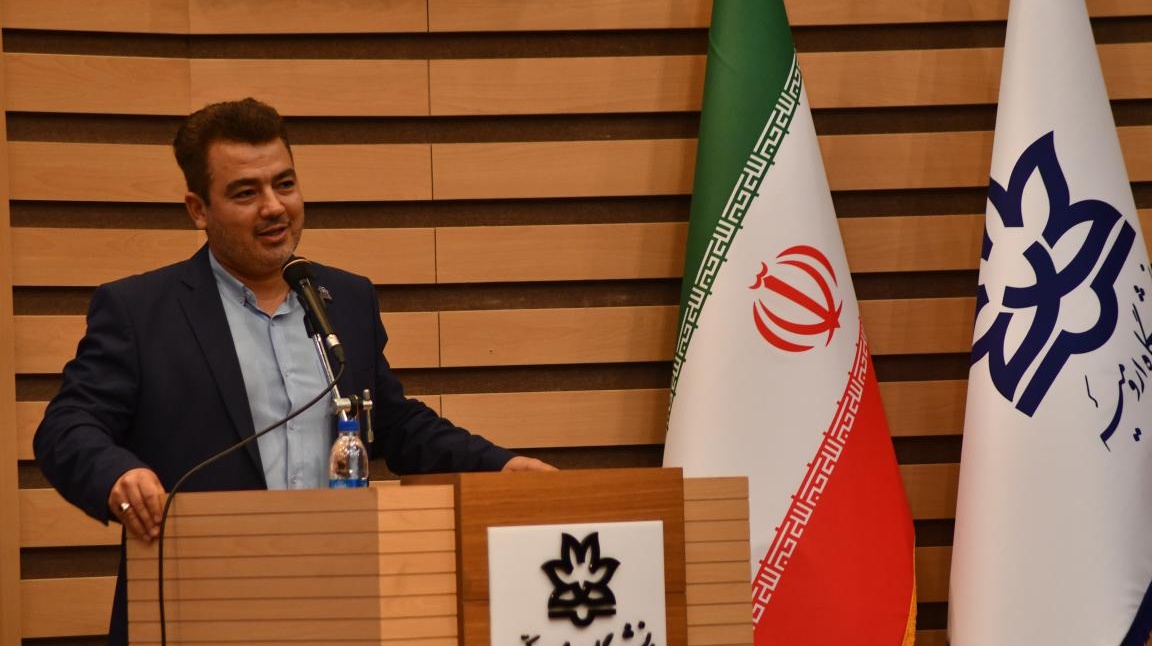 مراسم گرامیداشت روز خانواده و تجلیل و تکریم از بازنشستگان دانشگاه ارومیه برگزار شد